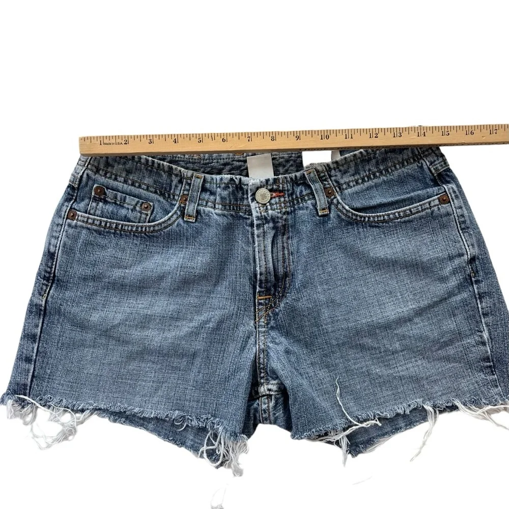 Lucky Brand Women’s 8, W29 Light Wash Denim Vintage Dungarees Wonder Jean Shorts